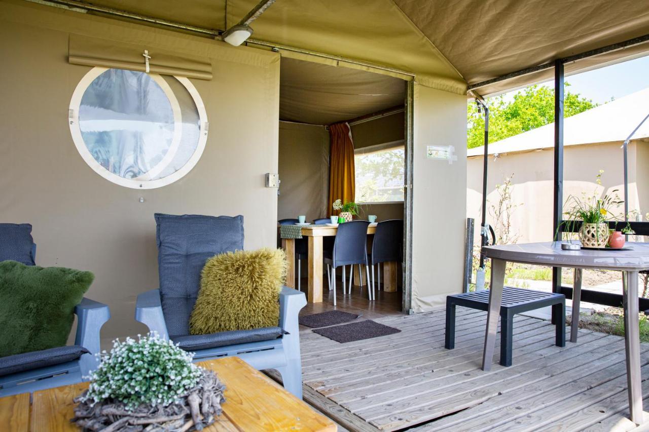 Boerderij Camping Nixhoeve Genderen Exterior foto